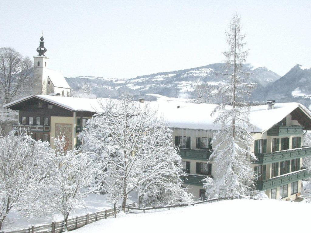 Отель Torrenerhof Голлинг-на-Хальцахе Экстерьер фото